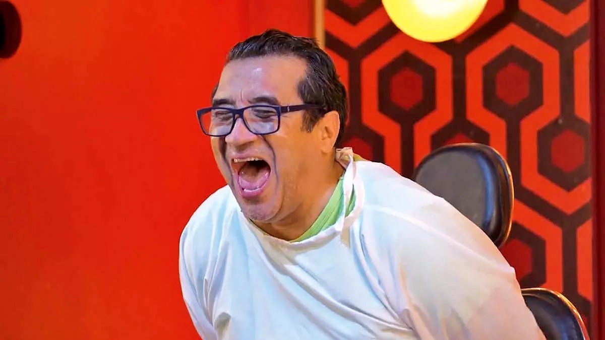 خداداد عزیزی