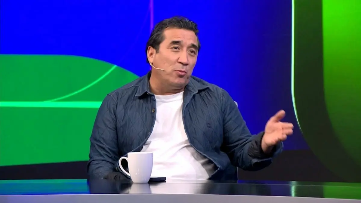 خداداد عزیزی